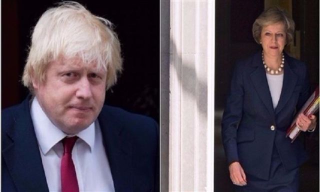 سياسيون يدعمون وزير الخارجية البريطاني رئيسا للوزراء والإطاحة بـ”تيريز” من منصبها