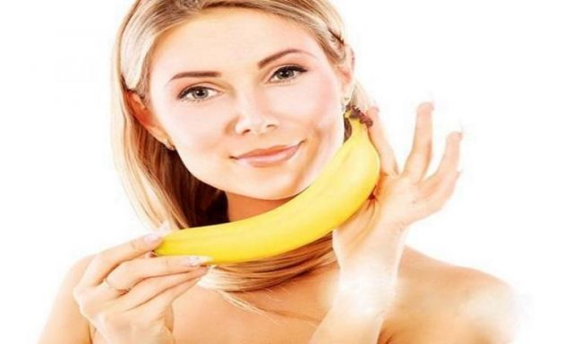 استخدمي الموز للحفاظ علي بشرتك إليكي الوصفة
