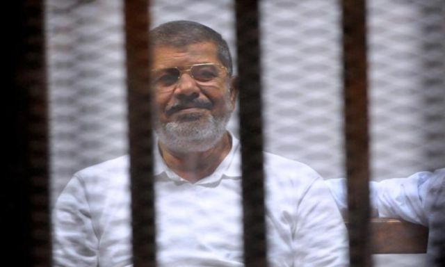 ”جنايات القاهرة” تنظر إعادة محاكمة محمد مرسى و27 آخرين فى قضية اقتحام السجون