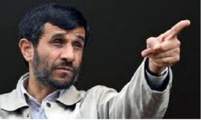 رئيس إيران يتعرض لمضايقات بالحرم أثناء أدائه مناسك العمرة‎