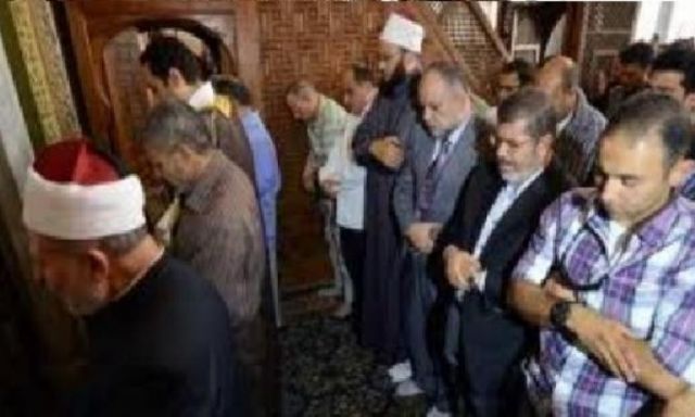 مرسي يصلى الجمعة اليوم بمسجد السيدة زينب