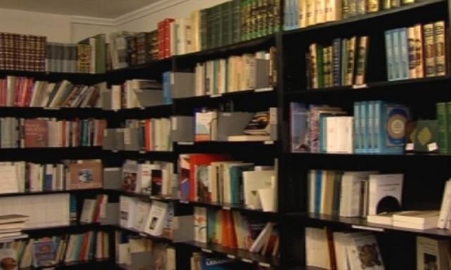 المكتبة العربية الوحيدة في سويسرا تحتضن أكثر من 5000 أسطوانة موسيقية