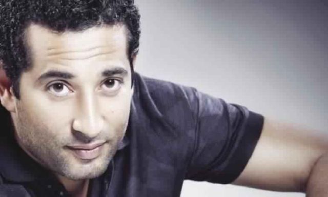 عمرو سعد يخطف أنظار متابعيه بصورة له مع نجله
