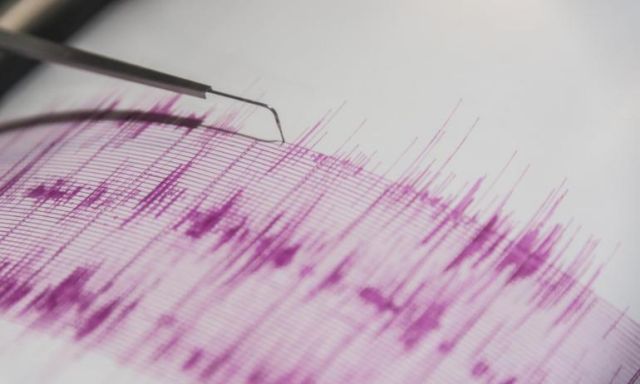 هيئة المسح الجيولوجى الأمريكية: زلزال بقوة 6.5 درجة يضرب جزيرة سومطرة فى إندونيسيا