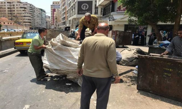 شاهد بالصور ..  تفقد مستوي النظافة ورفع الإشغالات بشوارع العامرية  فى الإسكندرية