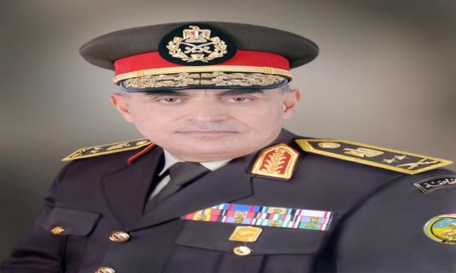 وزير الدفاع يصل للقاهرة عقب زيارته الرسمية لكوريا الجنوبية  لدفع التعاون العسكري