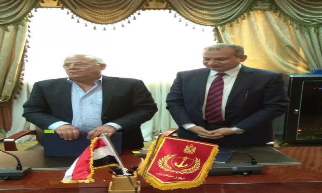 توقيع بروتوكول تعاون بين تطوير المناطق العشوائية ومحافظة بورسعيد لتطوير عزبة أبو عوف