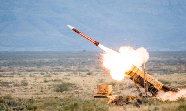 الدفاع الجوي السعودي يعترض صاروخا بالستيا اطلقه الحوثيون