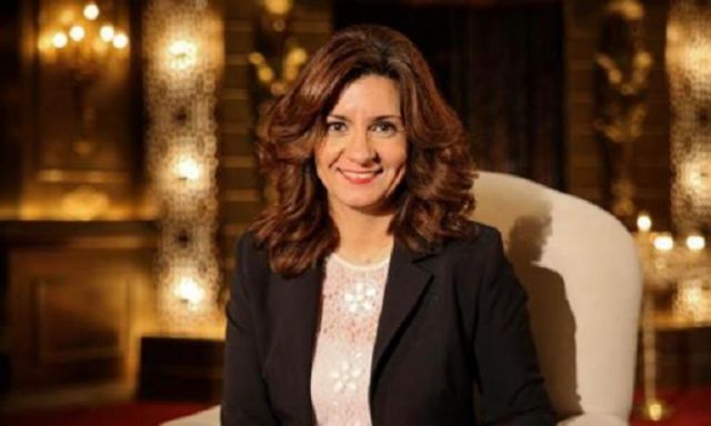 السفيرة نبيلة مكرم وزيرة الدولة للهجرة 