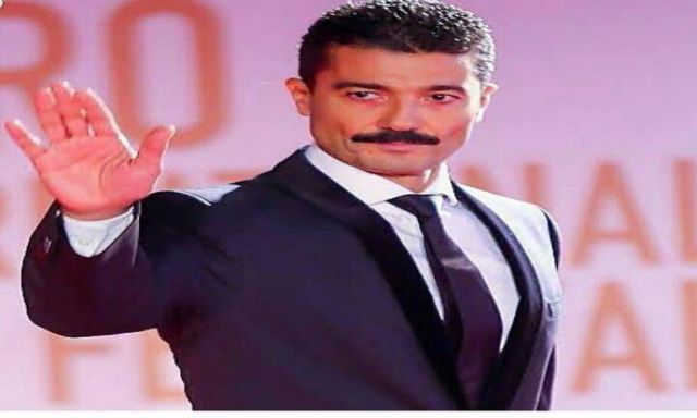 خالد النبوي ينشر الأفيش الرسمي لأول بطولاته في السينما