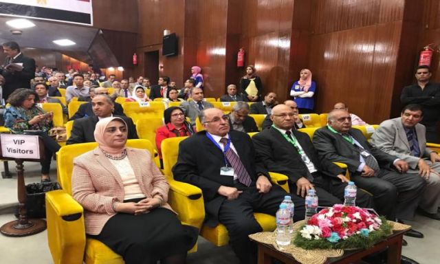 نائب وزير الصحة تشارك في المؤتمر  المصري - الصيني بجامعة بنها