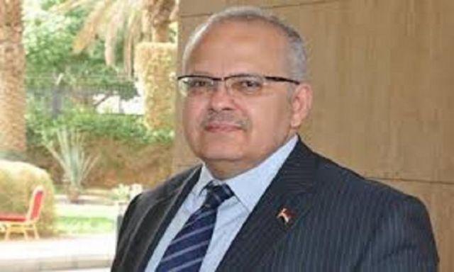 رئيس جامعة القاهرة يستقبل وفد مؤسسة بن راشد الإماراتية