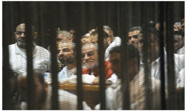 خلال ساعات..جنايات القاهرة تستأنف محاكمة بديع و 738 متهمًا فى ”فض اعتصام رابعة العدوية”