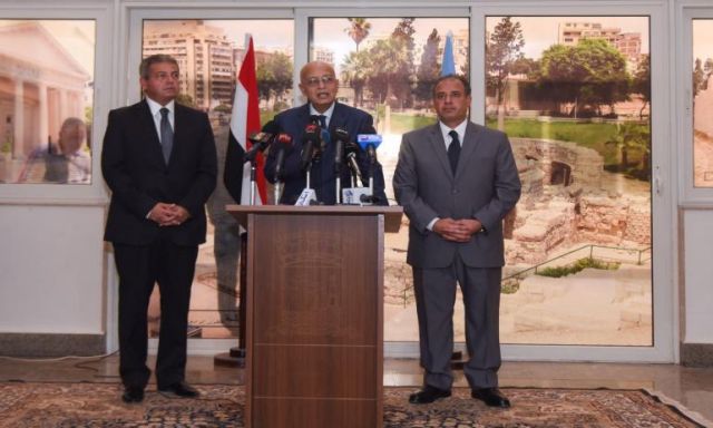 بالصور .. رئيس الوزراء يشيد بإستعدادات محافظة الإسكندرية لإستقبال موسم الشتاء
