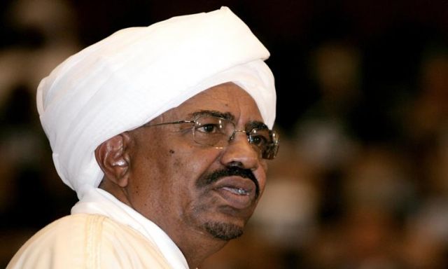 البشير يصدر قرار بحل المجلس التشريعى لولاية الجزيرة وسط السودان