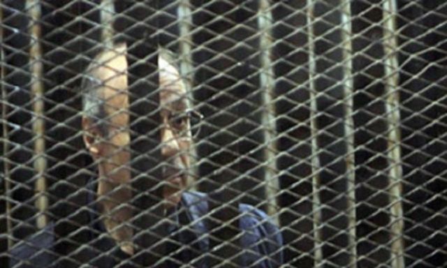 حبيب العادلي يمثل أمام نيابة وسط القاهرة للتوقيع على حكم سجنه في ”فساد الداخلية”