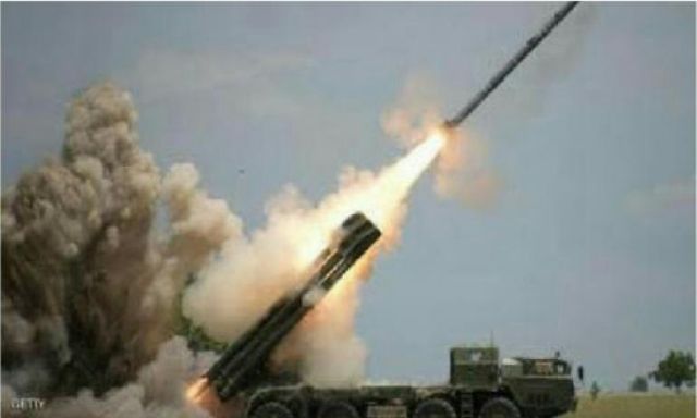 الحوثيون يعلنون إطلاق صاروخ في اتجاه مركز القيادة السعودية
