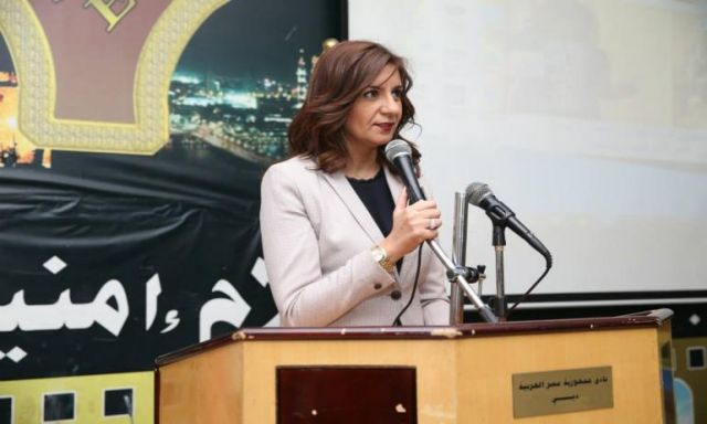 نبيلة مكرم : الحكومة تسعى لحل أي مشكلة تعوق مشاركة المصريين في الخارج بالانتخابات الرئاسية
