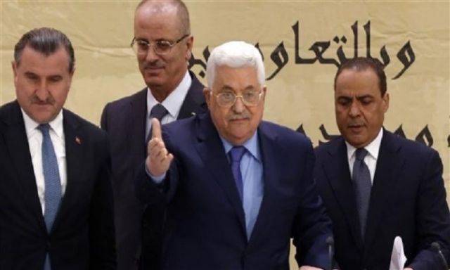 الرئيس الفلسطيني يدعو روسيا لقيادة عملية السلام مع اسرائيل