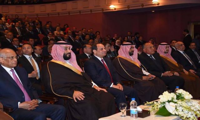 شاهد بالصور .. تفاصيل زيارة الرئيس السيسى وولى عهد السعودية  لدار الأوبرا المصرية