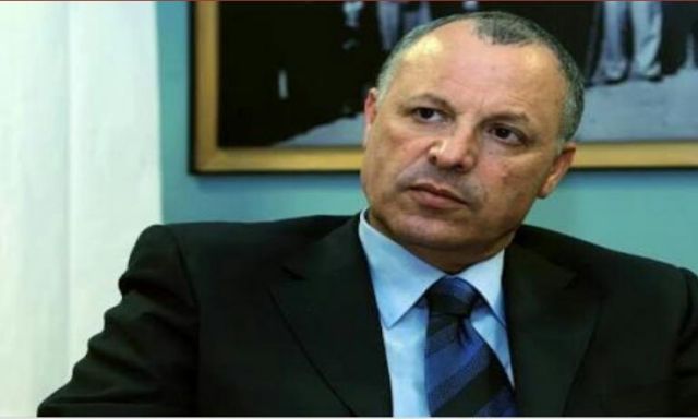 رئيس الاتحاد المصري يقطع رحلته إلى كولومبيا للحاق بعزاء سمير زاهر