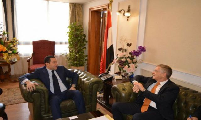 وزير قطاع الأعمال العام يبحث مع سفير ألمانيا بالقاهرة فرص التعاون المشترك