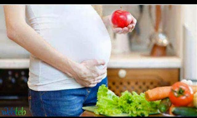 أستشاري طب أطفال: سؤء تغذية الحامل يؤثر سلبا علي "الجنين".. ونقص الفيتامينات "خطر"