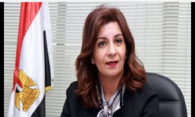 وزيرة الهجرة أمام  البرلمان: تضافر الجهود الحكومية لحل أزمة إجازات العاملين المصريين بالخارج