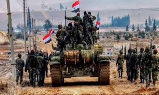 الدفاع الروسية: الجيش السوري يحضر لهجوم كيميائي في ”دير الزور”