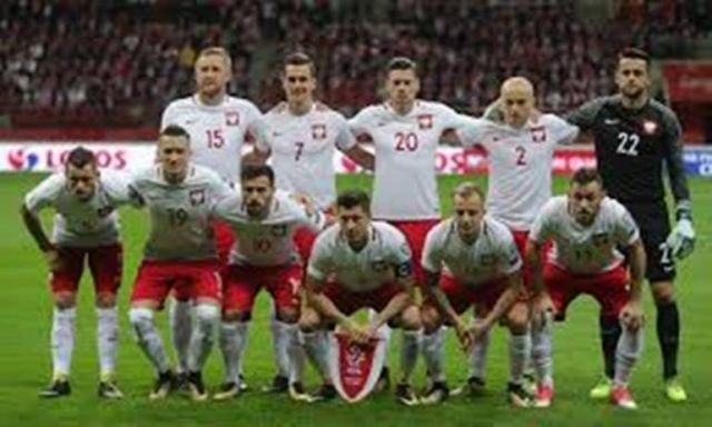 لفاندوسكي يقود تشكيلة منتخب بولندا فى مواجهة السنغال اليوم