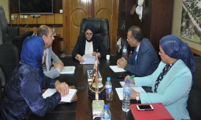 وزيرة الصحة تترأس غرفة الأزمات والطوارئ  لمتابعة تنفيذ خطة تأمين احتفالات ثورة 30 يونيو
