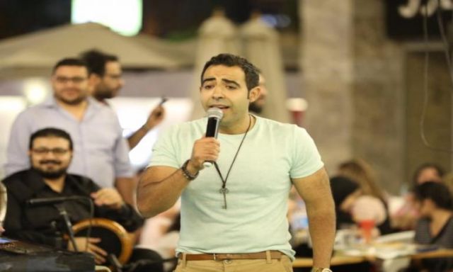 محمد عدوية ينتهي من تسجيل أغنية فيلم ”سوق الجمعة”