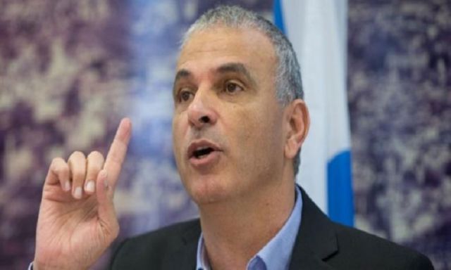 وزير المالية الإسرائيلي يرفض شن حرب على غزة بسبب الطائرات الورقية