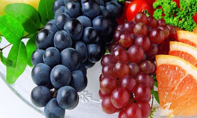 استقرار أسعار الفاكهة..والعنب يُسجل 7 جنيهات بسوق العبور