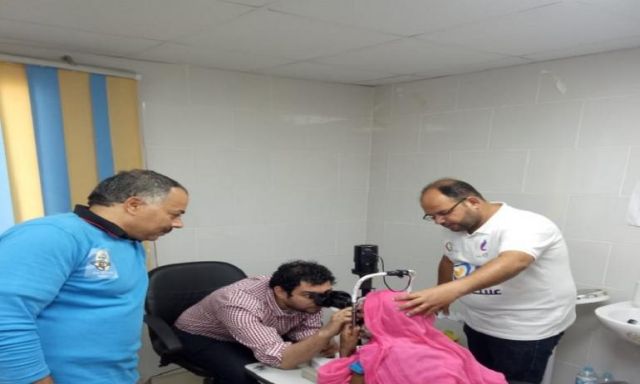 المصرية للاتصالات” و”صناع الخير” يبدأن إجراء 200 عملية جراحية بالمجان لأهالي حلايب وشلاتين