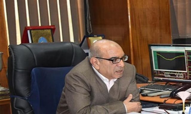 رئيس ”المصرية لنقل الكهرباء” يوقع عقد لإحلال وتجديد محطة محولات شرق دمياط الجديدة