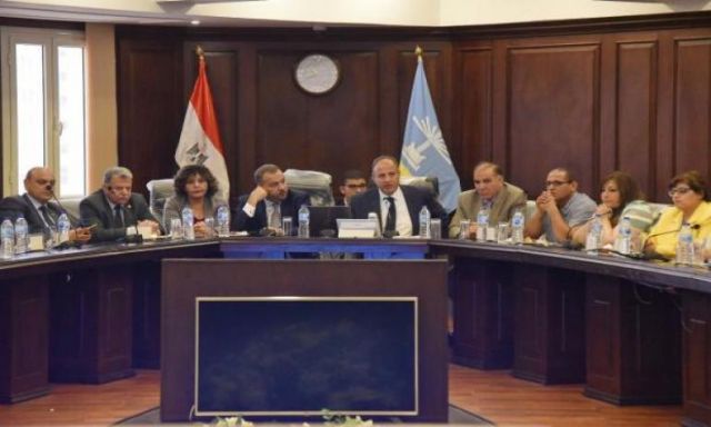 بالفيديو ..  محافظ الاسكندرية يجتمع بلجنة الصحة بمجلس النواب لمناقشة الوضع الصحي للمحافظة  ​