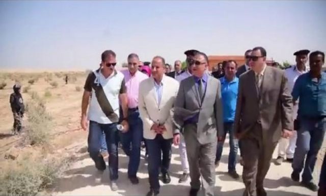 بالفيديو .. محافظ ومدير أمن الإسكندرية يقودان حملة لإزالة التعديات على أراضي الدولة ببرج العرب