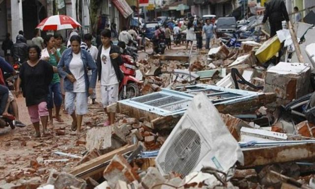 مقتل 19 شخصا إثر زلزال ضرب جزيرة لومبوك الإندونيسية