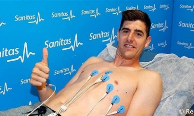 كورتوا يجتاز الفحص الطبي في ريال مدريد
