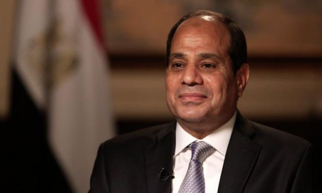 السيسي يدعو المصريين بالتوجه لمقرات حملة فيروس سي أكتوبر المقبل