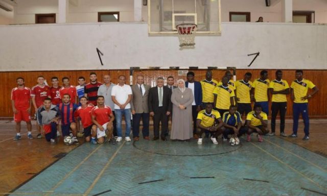 شاهد بالصور .. جامعة عين شمس تحتفل باليوم الرياضي العالمي