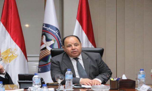 وزارة المالية توافق على إعفاء بذور دود القز من الجمارك بشكل كامل