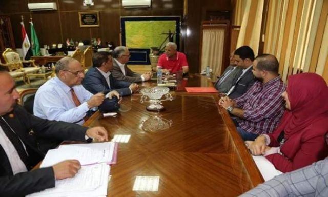 محافظ المنوفية يستقبل حزب المصريين الاحرار بمكتبه بالديوان العام