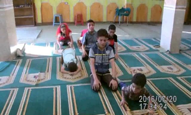 مجمع البحوث الإسلامية يوضح حكم إحضار الأطفال للمسجد