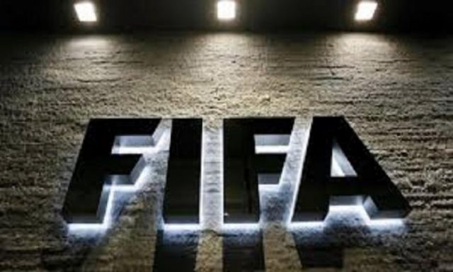 رسميا.. ”فيفا” يوقف نشاط كرة القدم في سيراليون