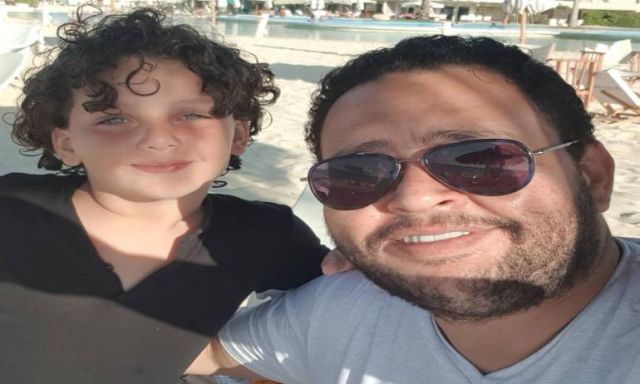 أحمد رزق مهنئاً ابنه بعيد ميلاده: حبيبى ربنا يحفظك ويحميك