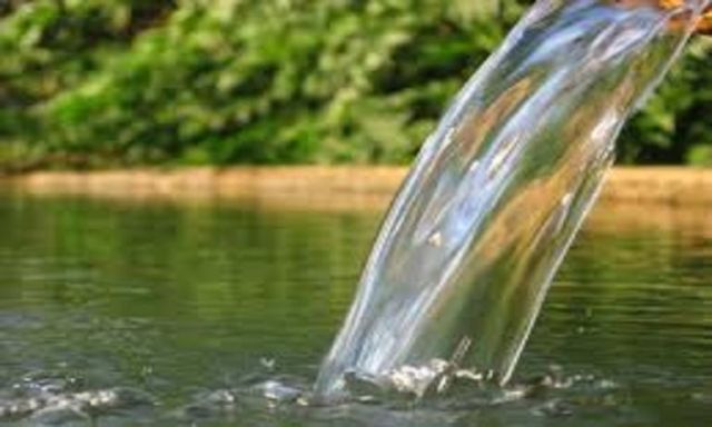 ”مياه الفيوم” تستعين برجال الدين المسيحي لتوعية المواطنين بترشيد الاستهلاك