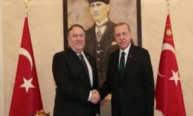 وزير الخارجية الأمريكي يغادر تركيا عقب لقاء أردوغان