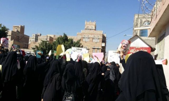 نساء صنعاء تنتفض ضد الحوثيين
